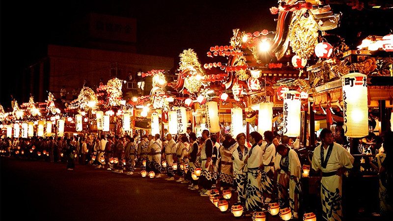 Phong tục thờ cúng cô hồn ở Nhật Bản